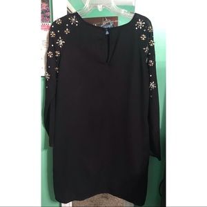 Lovely Detailed Black Dress